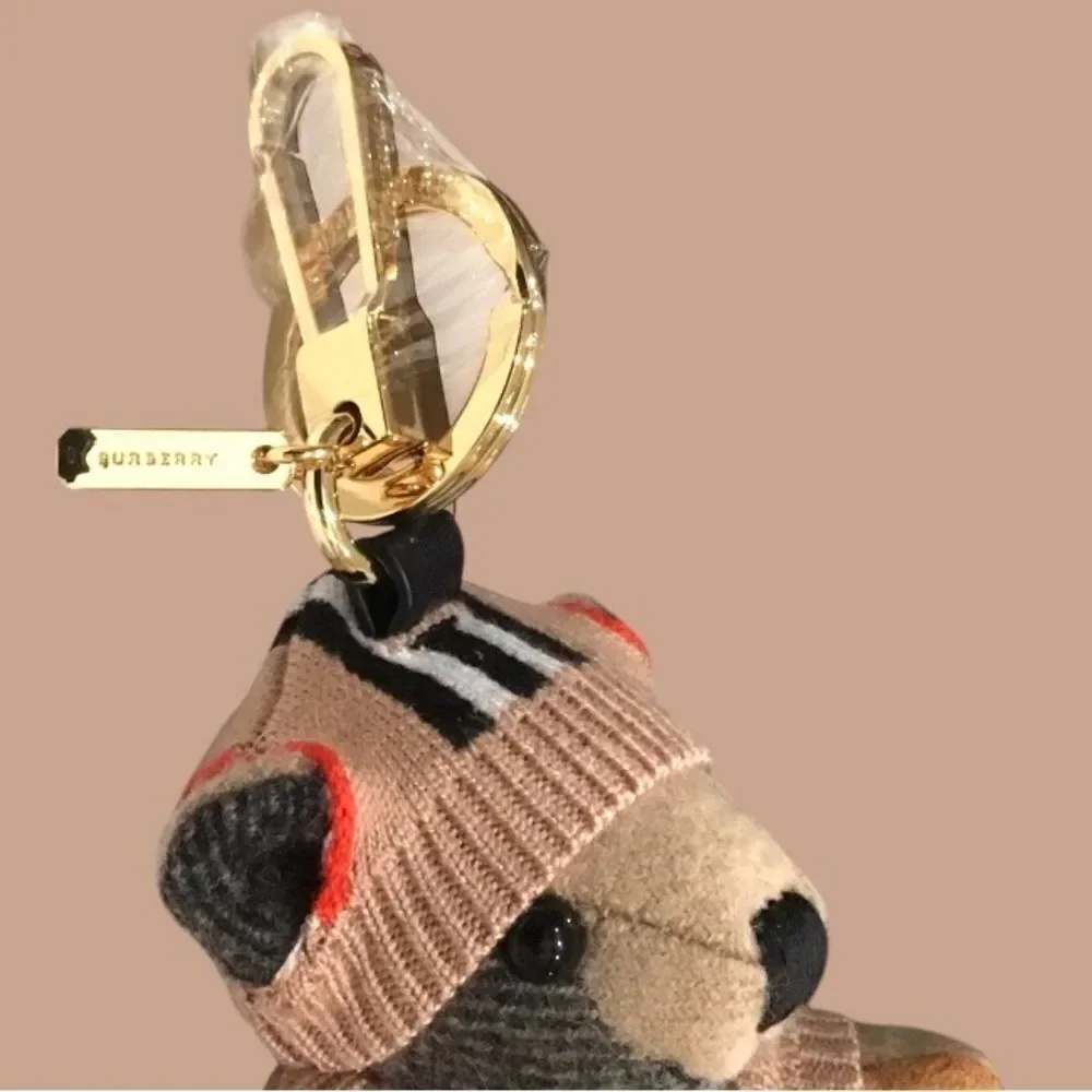 Burberry adorable features keychain